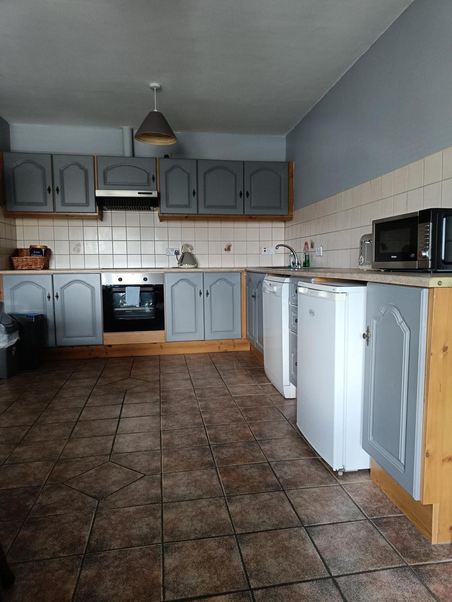 Dingle Town Center Apartment Kamer foto